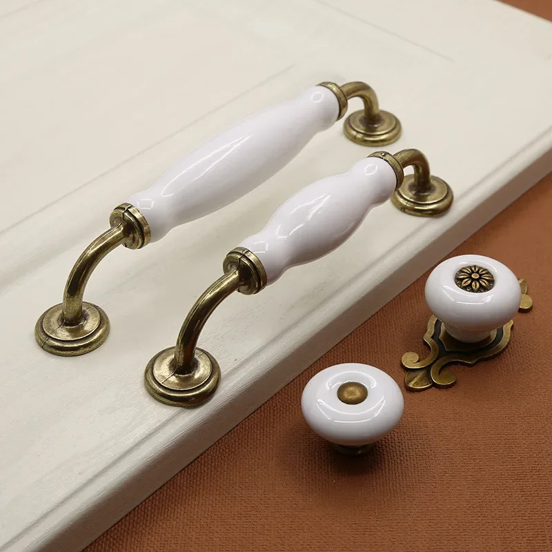 European style zinc alloy cera – Furniture Rotating Hardware Bewertung und Preis